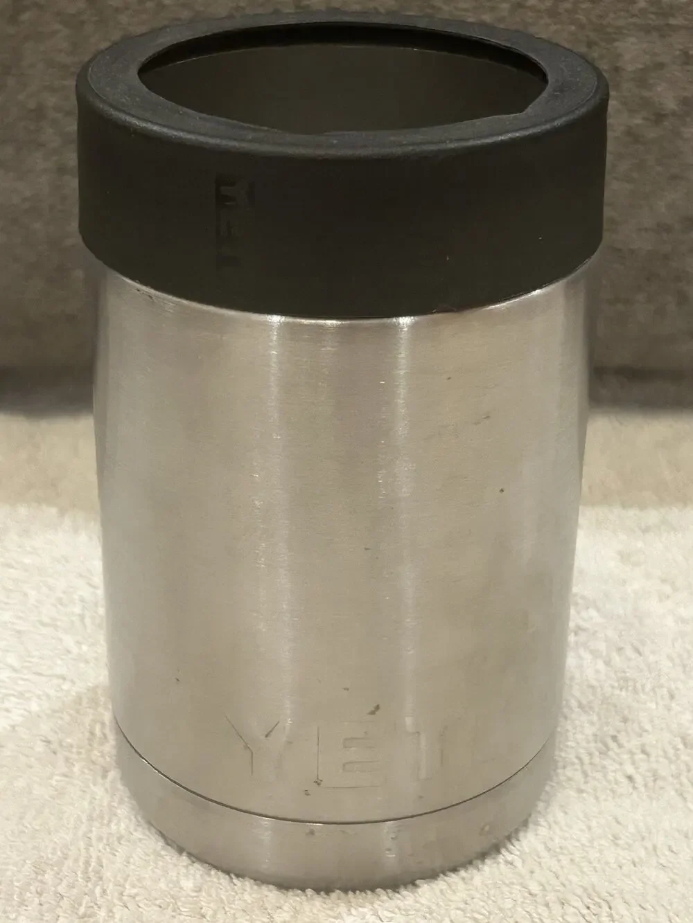 Yeti rambler 12 oz Can Cool Koozie